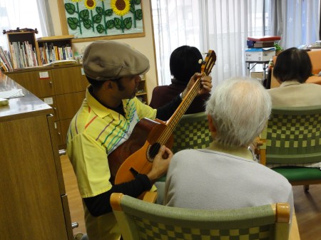 Voluntariado con los "viejitos", Tokio, Hachioji, 11/2012